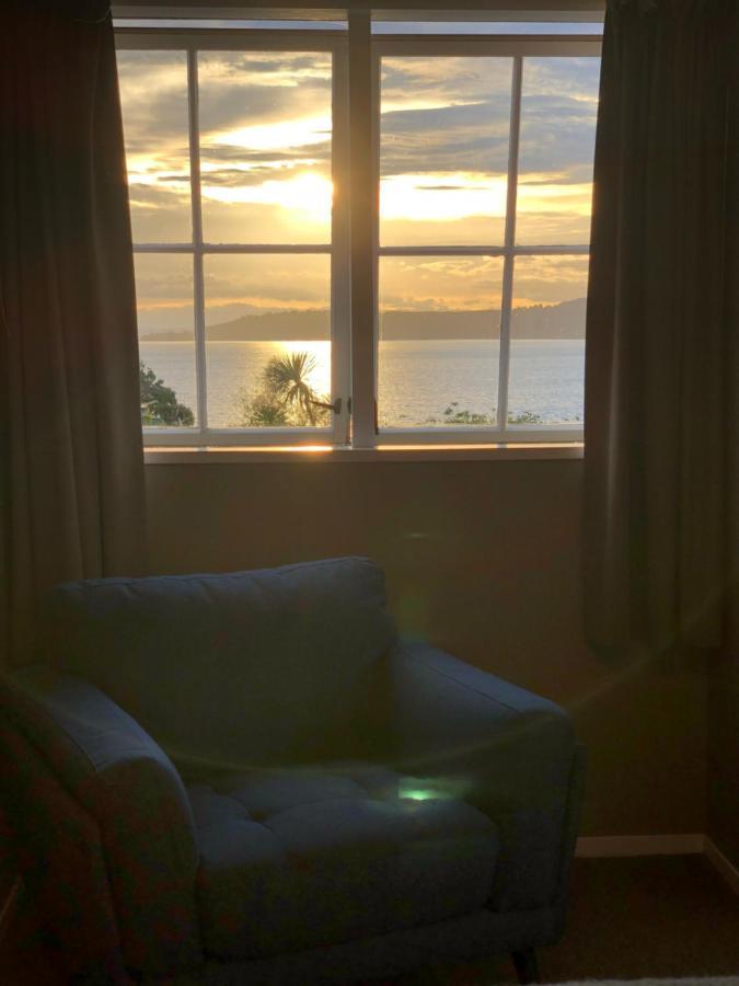2Mins To Lakefront Family Retreat Taupo Bagian luar foto